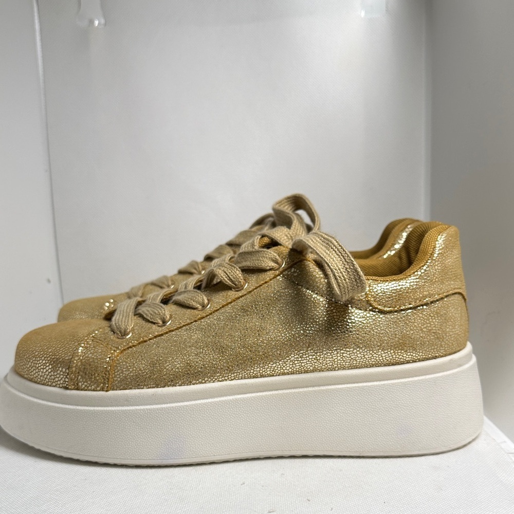 Dirty Laundry The Record Gold Metallic Platform Sneakers Women’s Size 10 Lace-Up - Picture 5 of 12